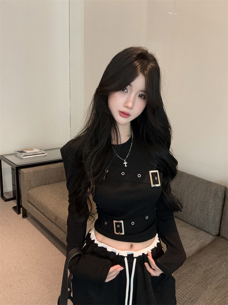 2025-korean-style-round-neck-long-sleeve-slim-fit-women-t-shirt