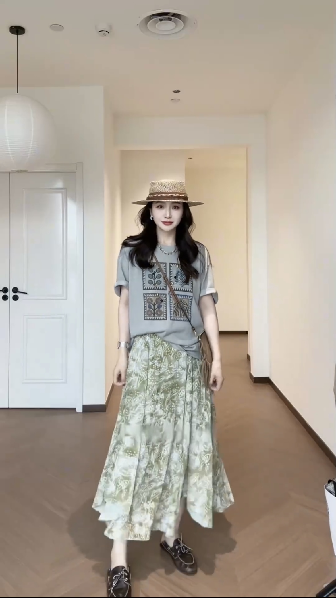 Korean Style Loose Casual T-Shirt and Floral Skirt Two-Piece Set