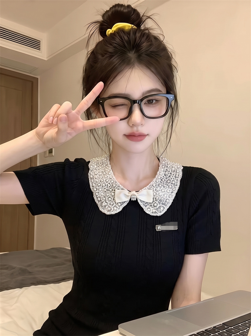 Women's Bow Collar Beaded Knit Short Sleeve Ribbed Slim Fit Cropped T-Shirt Top