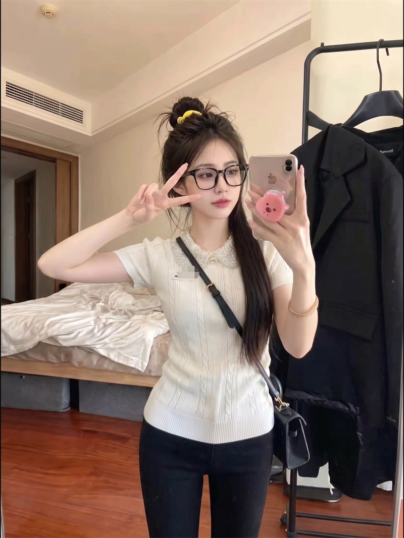 Women's Bow Collar Beaded Knit Short Sleeve Ribbed Slim Fit Cropped T-Shirt Top - Image 4
