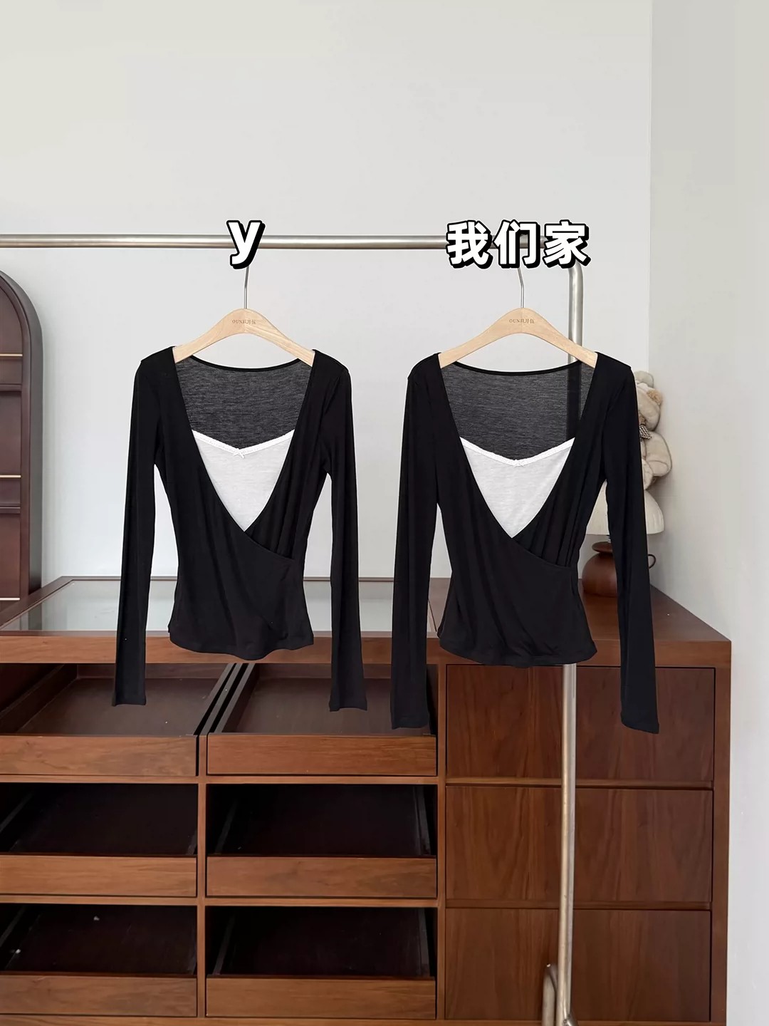 Women's Black V-Neck Long Sleeve Slim Fit Top - Image 2
