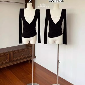 Women's Black V-Neck Long Sleeve Slim Fit Top