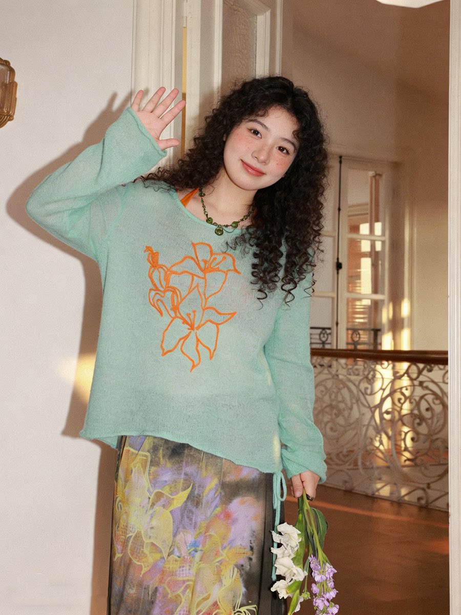 Women's Korean Style Lace Spliced Long Sleeve T-Shirt with Halter Vest Two Piece Set